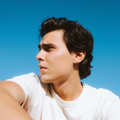 Listen to Luke Noa, watch music videos, read bio, see tour dates & more!