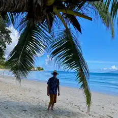 Listen to Erwo, watch music videos, read bio, see tour dates & more!