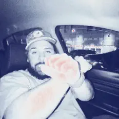 收听 Vibey B、观看音乐视频、阅读小传、查看巡演日期等 ！