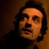 Escucha a undefined, mira videos musicales, lee su biografía, consulta las fechas de las gira y más.