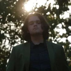 Jackson Wilbanksを聴いたり、ミュージックビデオを鑑賞したり、経歴やツアー日程などを確認したりしましょう！