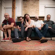 Southbank: песни, клипы, биография, даты выступлений и многое другое.