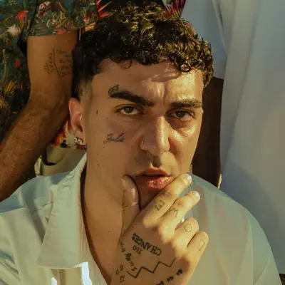 Listen to Welo, watch music videos, read bio, see tour dates & more!