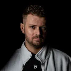 Listen to Padde, watch music videos, read bio, see tour dates & more!