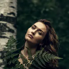 收听 belozerova、观看音乐视频、阅读小传、查看巡演日期等 ！