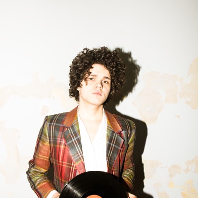 Listen to Benjamin Braatz, watch music videos, read bio, see tour dates & more!
