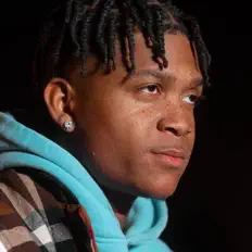 聆聽 Rashad、觀看音樂影片、閱讀小傳、查看巡演日期等！