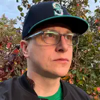 收听 undefined、观看音乐视频、阅读小传、查看巡演日期等 ！