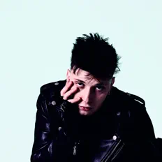 VOOICE: песни, клипы, биография, даты выступлений и многое другое.