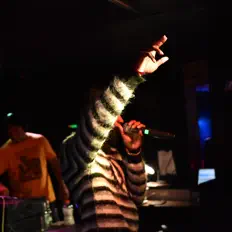 SoNoWillzz을(를) 듣고, 뮤직 비디오를 보고, 약력을 읽고, 투어 일정 등을 확인하세요!