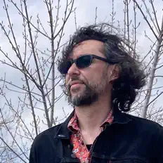 收听 Brad Sucks、观看音乐视频、阅读小传、查看巡演日期等 ！