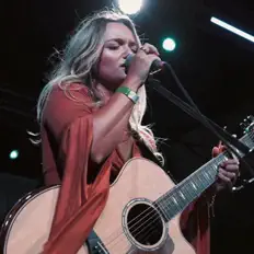 聆聽 Aris、觀看音樂影片、閱讀小傳、查看巡演日期等！