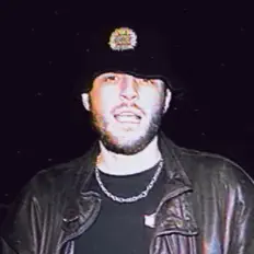 Poslechněte si interpreta Rarri Vuitton, sledujte hudební videa, přečtěte si životopis, podívejte se na data turné a další informace.