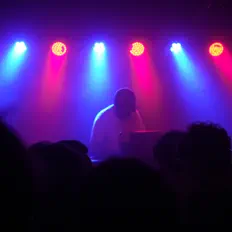 Listen to Benny Oakland, watch music videos, read bio, see tour dates & more!