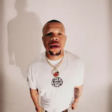 Fats the Manを聴いたり、ミュージックビデオを鑑賞したり、経歴やツアー日程などを確認したりしましょう！