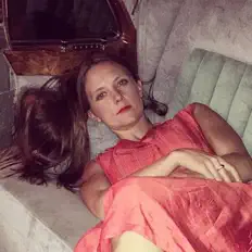 Listen to Maggie Clifford, watch music videos, read bio, see tour dates & more!