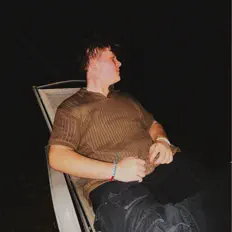 Ouve zachlean, vê vídeos de música, lê a biografia, vê as datas da digressão e muito mais!