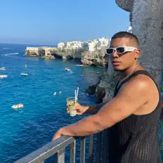 Posłuchaj wykonawcy The Black Prince, obejrzyj teledyski, przeczytaj biografię, zobacz daty tras koncertowych i nie tylko!