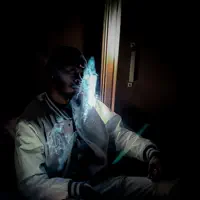 收听 undefined、观看音乐视频、阅读小传、查看巡演日期等 ！