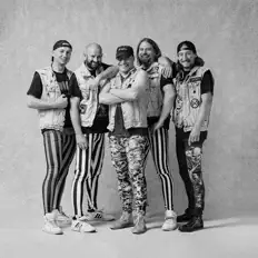 Krypton을(를) 듣고, 뮤직 비디오를 보고, 약력을 읽고, 투어 일정 등을 확인하세요!