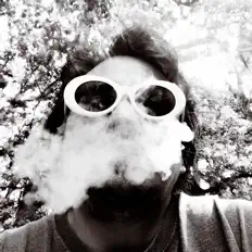 Never Say Never: песни, клипы, биография, даты выступлений и многое другое.