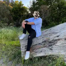 收听 DJ LaiKa、观看音乐视频、阅读小传、查看巡演日期等 ！