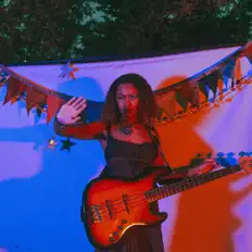 ssolana dinle, müzik videolarını izle, biyografisini oku, tur tarihlerini ve daha fazlasını gör!