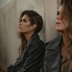 Listen to Melissa Ouimet, watch music videos, read bio, see tour dates & more!