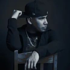 Listen to BluBarry, watch music videos, read bio, see tour dates & more!