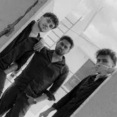 Posłuchaj wykonawcy D Team, obejrzyj teledyski, przeczytaj biografię, zobacz daty tras koncertowych i nie tylko!