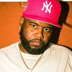 Fatboi Dashを聴いたり、ミュージックビデオを鑑賞したり、経歴やツアー日程などを確認したりしましょう！