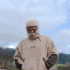 Escucha a Wavy Rootz, mira videos musicales, lee su biografía, consulta las fechas de las gira y más.