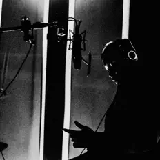 Phif: песни, клипы, биография, даты выступлений и многое другое.