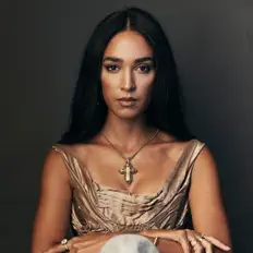 Escucha a MŌRIAH, mira videos musicales, lee su biografía, consulta las fechas de las gira y más.