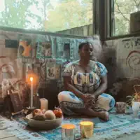 Écoutez undefined, regardez des vidéoclips, lisez la biographie, consultez les dates de tournée et plus encore !