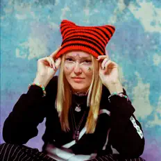 Escucha a nextdimensional, mira vídeos musicales, lee la biografía, consulta fechas de giras y mucho más.