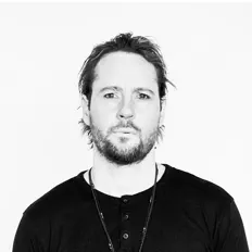 Luke Bonic dinle, müzik videolarını izle, biyografisini oku, tur tarihlerini ve daha fazlasını gör!