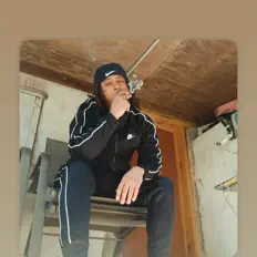 Poslechněte si interpreta MF Godd, sledujte hudební videa, přečtěte si životopis, podívejte se na data turné a další informace.