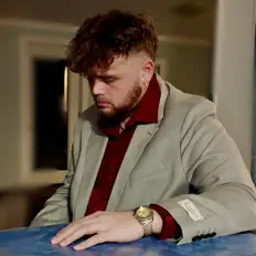 Ascolta D Mac, guarda video musicali, leggi la biografia, vedi le date del tour & altro!
