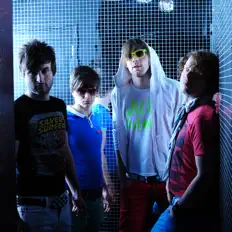 [dweeb]を聴いたり、ミュージックビデオを鑑賞したり、経歴やツアー日程などを確認したりしましょう！