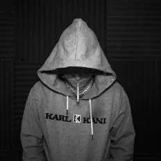 Escucha a Zoffa, mira vídeos musicales, lee la biografía, consulta fechas de giras y mucho más.