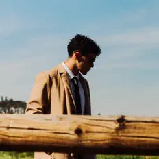 Luister naar Donoven Gomez, bekijk muziekvideo's, lees de bio, bekijk de tourdata, en meer!