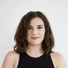 Ouça Lucie C, assista a videoclipes, leia a biografia, veja as datas das turnês e mais!