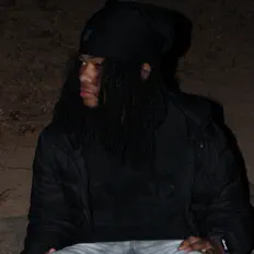 Ouça eknneo, assista a videoclipes, leia a biografia, veja as datas das turnês e mais!