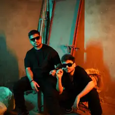聆聽 Nikhil - Swapnil、觀看音樂影片、閱讀小傳、查看巡演日期等！