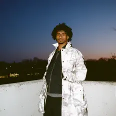 Ascolta Clvvdy, guarda video musicali, leggi la biografia, vedi le date del tour & altro!