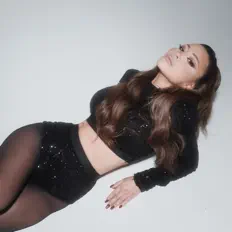 Dengarkan Tea Bilanovic, tonton video musik, baca bio, lihat tanggal tur & lainnya!