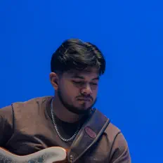 Hör dir Francisco Zarraga an, schau dir Musikvideos an, lies die Biografie, finde Tourdaten und mehr!