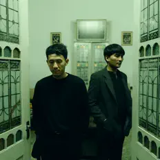 Suar & Temaramを聴いたり、ミュージックビデオを鑑賞したり、経歴やツアー日程などを確認したりしましょう！