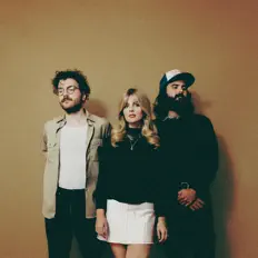 Écoutez Minneola, regardez des vidéoclips, lisez la biographie, consultez les dates de tournée et plus encore !